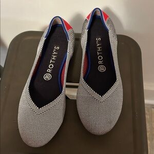 Rothys Cherry Ribbon Strip Round Toe Flats Shoes size 9.  Like new condition